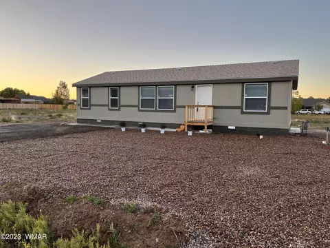 5286 Lake Dr, Lakeside, AZ 85929