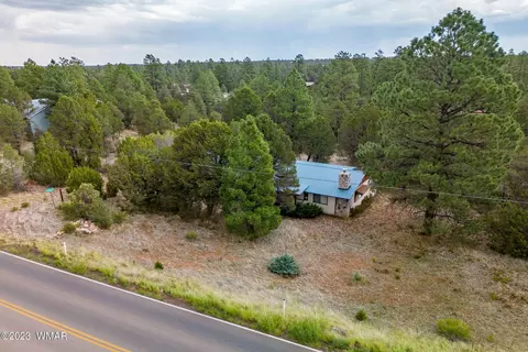 3351 Mogollon Dr, Overgaard, AZ 85928