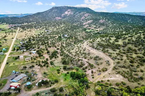 313 E Apache Dr, Eagar, AZ 85925 photo 4
