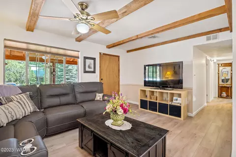 3304 Pine Ridge Dr, Overgaard, AZ 85933 photo 5