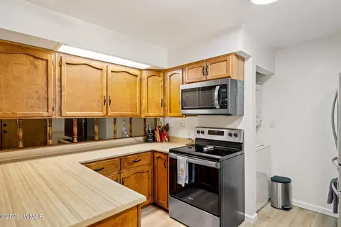 3304 Pine Ridge Dr, Overgaard, AZ 85933 photo 8