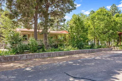 2185 Western Star Dr, Overgaard, AZ 85933