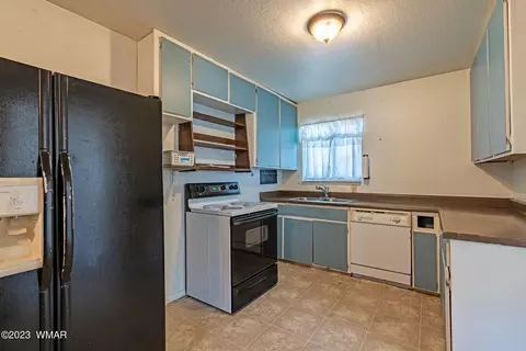 334 S Pima St, Springerville, AZ 85938 photo 7
