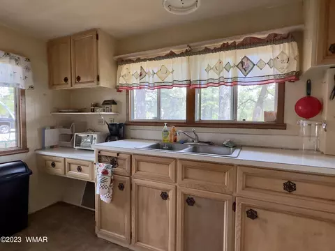 2165 Chevelon Rd, Overgaard, AZ 85933 photo 2