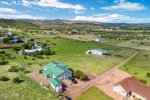 View/Area - 831 S Juniper St, Eagar, AZ 85925 photo 2 of 8