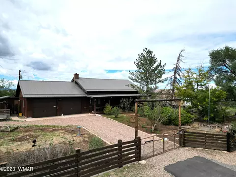 223 S Sheldon Ave, Springerville, AZ 85938