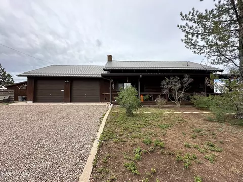 223 S Sheldon Ave, Springerville, AZ 85938 photo 2