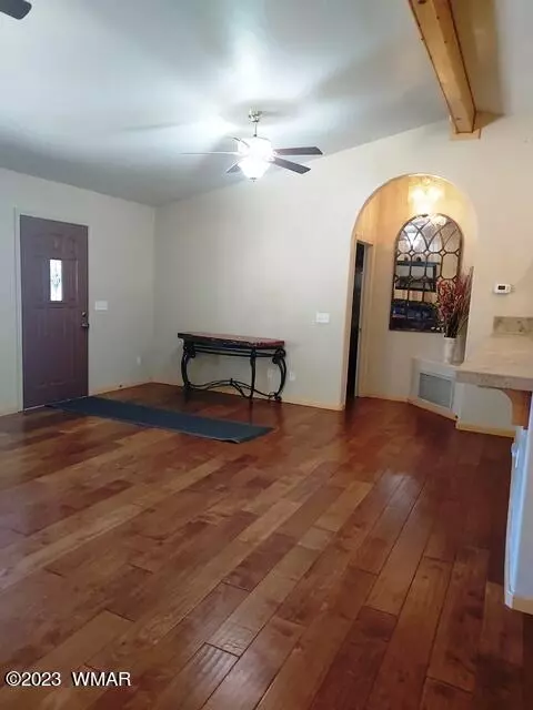 2082 Forest Park Dr, Overgaard, AZ 85933 photo 4