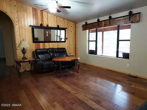 2082 Forest Park Dr, Overgaard, AZ 85933 photo 6