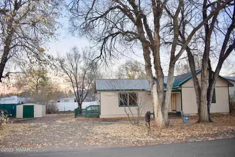 661 N 5th Dr, Show Low, AZ 85901