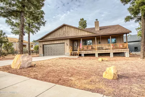 241 W Owens St, Show Low, AZ 85901