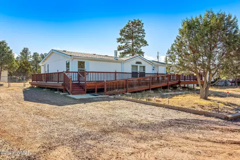 2163 Meadow Ln, Overgaard, AZ 85933
