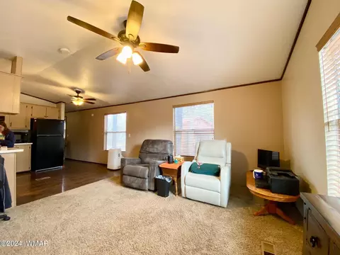 3364 Little Pine Dr, Overgaard, AZ 85933 photo 4