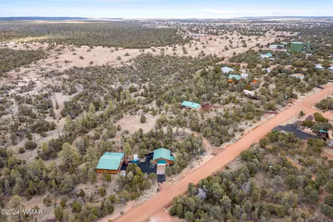 2030 Shadow Pines Dr, Overgaard, AZ 85933 photo 7