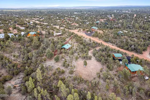 2030 Shadow Pines Dr, Overgaard, AZ 85933 photo 10