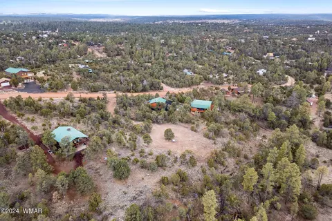 2030 Shadow Pines Dr, Overgaard, AZ 85933 photo 9