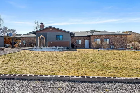 Exterior - 1010 E 1st St, Eagar, AZ 85925 photo 6 of 10