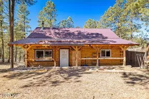 Exterior - 33 N 2058, Alpine, AZ 85920 photo 2 of 8