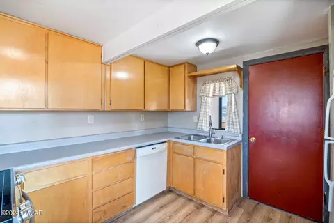 Kitchen - 475 E 4th St, Eagar, AZ 85925 photo 3 of 5