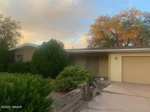 1420 W Greer Ave, Holbrook, AZ 86025