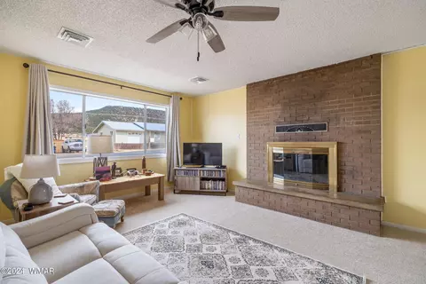 Living - 706 S Elm Ln, Eagar, AZ 85925 photo 3 of 3