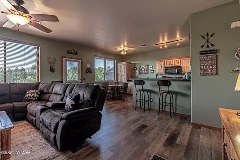 2310 N Cottage Trl, Show Low, AZ 85901