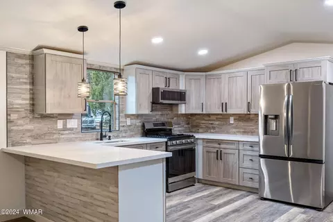 2897 Paint Pony Ln, Overgaard, AZ 85933 photo 13