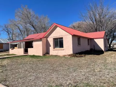 30 W 1st St, Saint Johns, AZ 85936