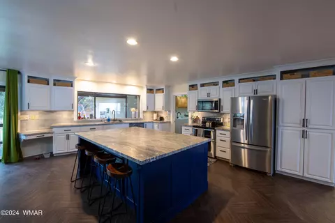 Kitchen - 1127 Timberline Dr, Eagar, AZ 85925 photo 2 of 4