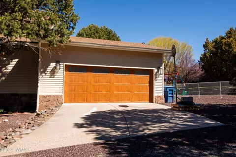 Exterior - 1127 Timberline Dr, Eagar, AZ 85925 photo 6 of 10