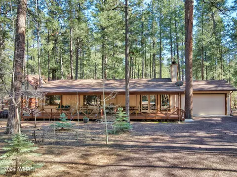 8457 Alchesay Dr, Pinetop, AZ 85935