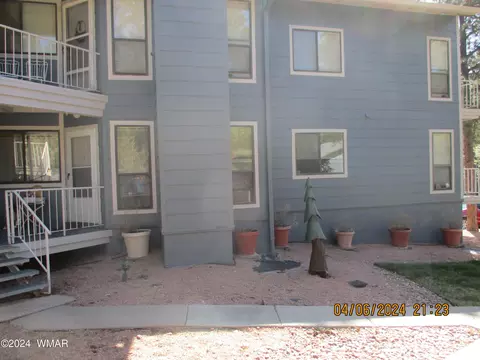 2700 S White Mountain Rd #121, Show Low, AZ 85901