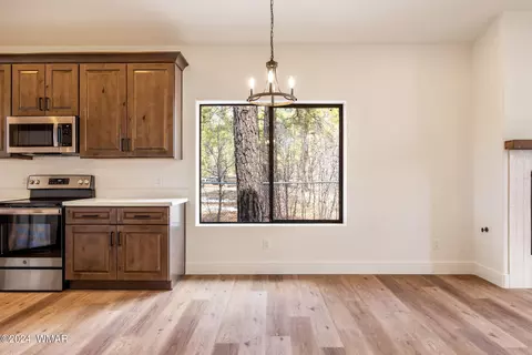Kitchen - 469 N Megans Loop, Lakeside, AZ 85929 photo 1 of 4