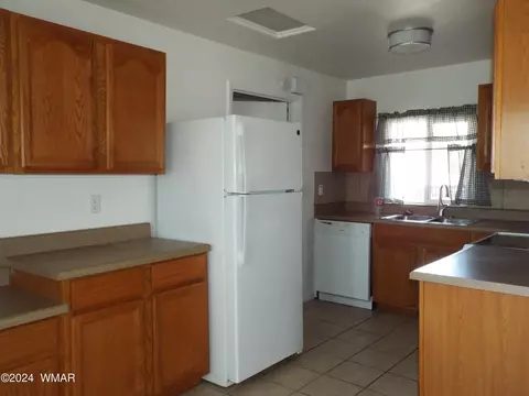 50 County Rd #3120, Vernon, AZ 85940