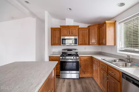 2892 Pine Rim Rd, Overgaard, AZ 85933 photo 9