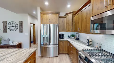 Kitchen - 2963 Jacks Rd, Lakeside, AZ 85929 photo 3 of 10