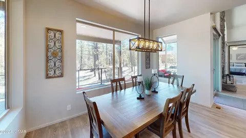 Dining - 2963 Jacks Rd, Lakeside, AZ 85929 photo 1 of 2