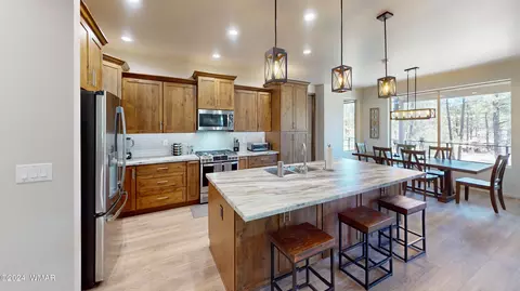 Kitchen - 2963 Jacks Rd, Lakeside, AZ 85929 photo 7 of 10