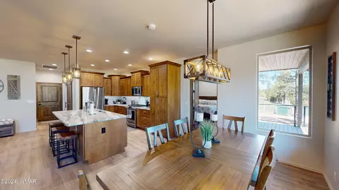 Kitchen - 2963 Jacks Rd, Lakeside, AZ 85929 photo 4 of 10