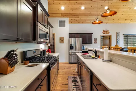 Kitchen - 24 County Rd 2196, Alpine, AZ 85920 photo 2 of 3