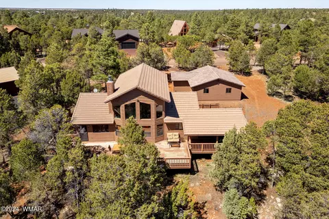 2287 Thunderbird Way, Overgaard, AZ 85933