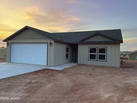 1040 W Sunrise Cir, Taylor, AZ 85939