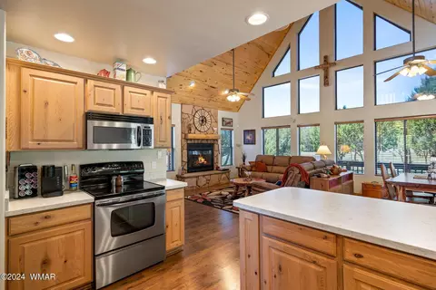 Kitchen - 2749 Apollo Cir, Overgaard, AZ 85933 photo 3 of 3