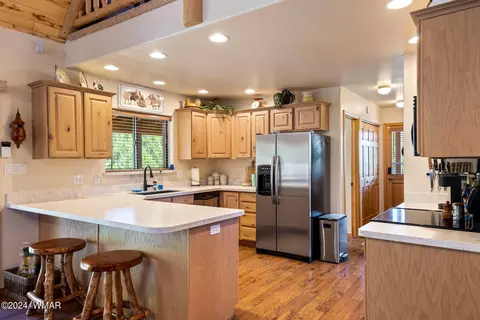 Kitchen - 2749 Apollo Cir, Overgaard, AZ 85933 photo 1 of 3