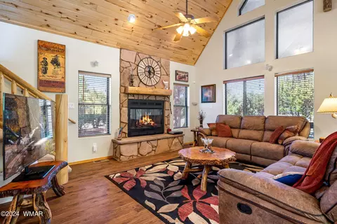 Living - 2749 Apollo Cir, Overgaard, AZ 85933 photo 1 of 4
