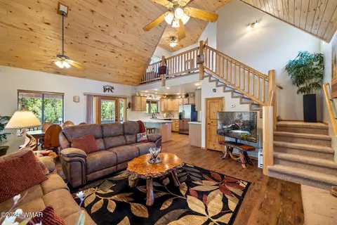 Living - 2749 Apollo Cir, Overgaard, AZ 85933 photo 3 of 4