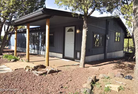 89 Harry Dr, Concho, AZ 85924