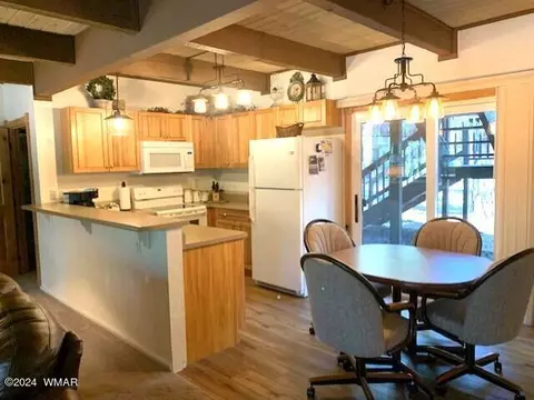 2804 Park Cir, Pinetop, AZ 85935