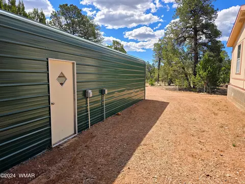 3060 Chevelon Rd # B, Overgaard, AZ 85928 photo 2