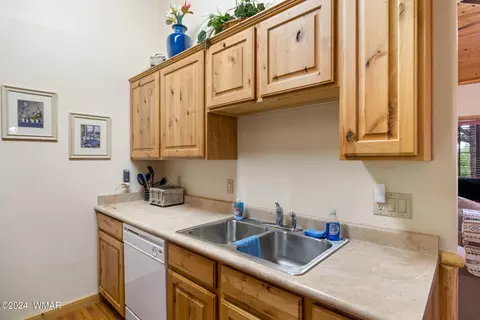 2268 Overgaard Springs Loop #10, Overgaard, AZ 85933 photo 8